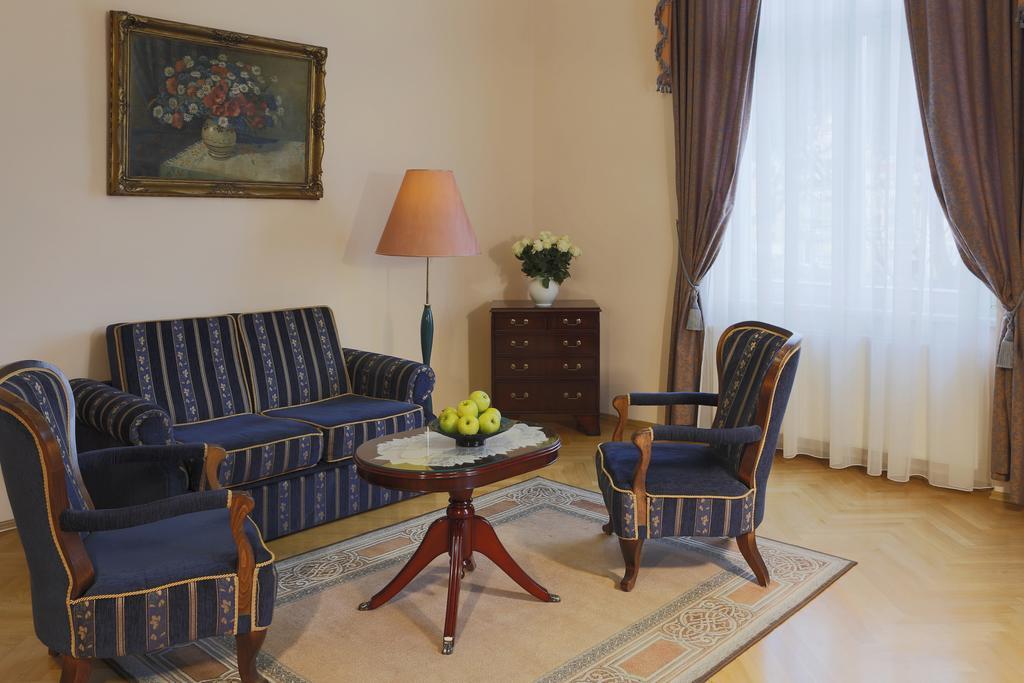 Bristol Vila Tereza Karlsbad Kamer foto